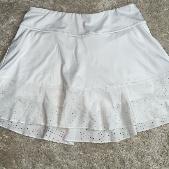 BCG Women’s White Tennis Skort Size Small.      0311 - Picture 2 of 6
